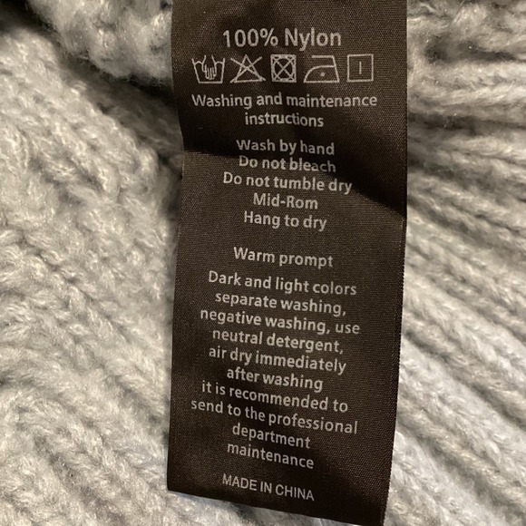 Theory Wear That's Just a Theory Women's Heavy Cable knit Sweater, Blue, Size XL - Picture 7 of 7